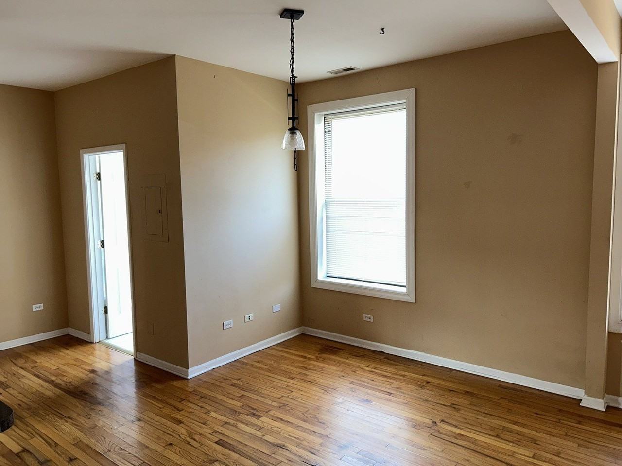 5900 S King Dr #C2 - Photo 7 of 21