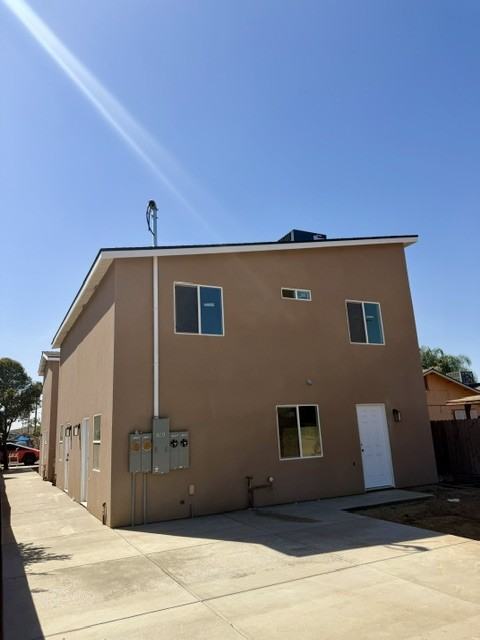 1561 E Marion Way #101 - Photo 2 of 10