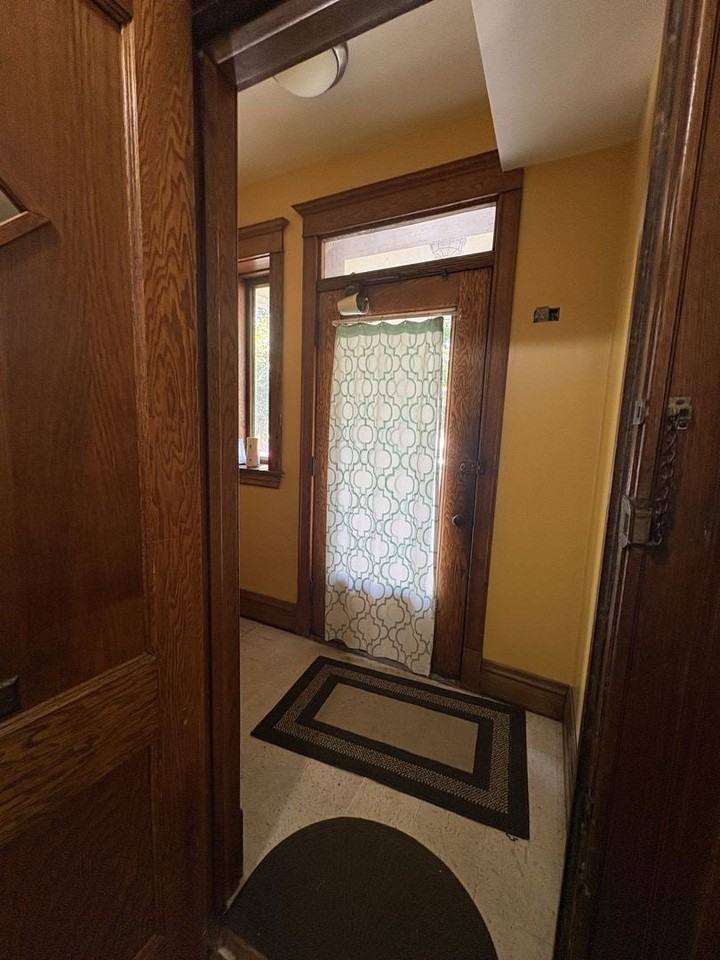 3341 W Evergreen Ave - Photo 2 of 21