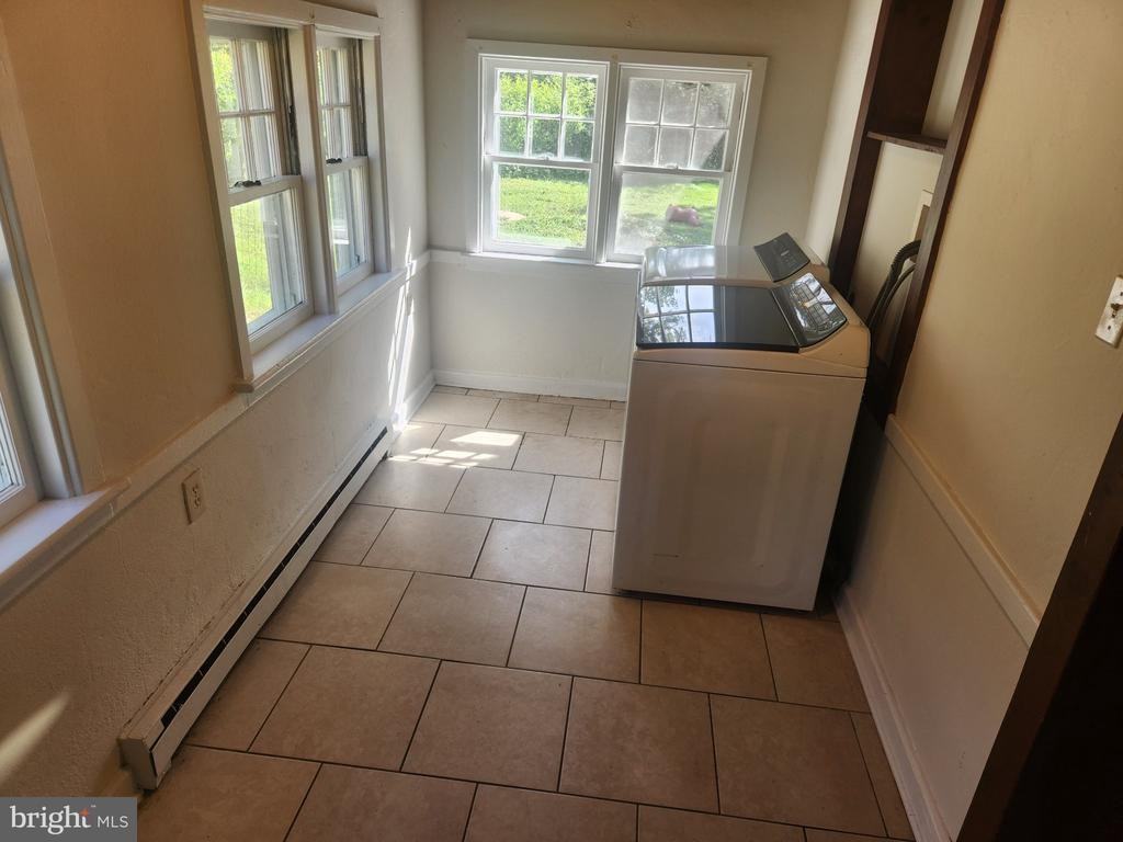 432 Quarry Rd - Photo 5 of 14