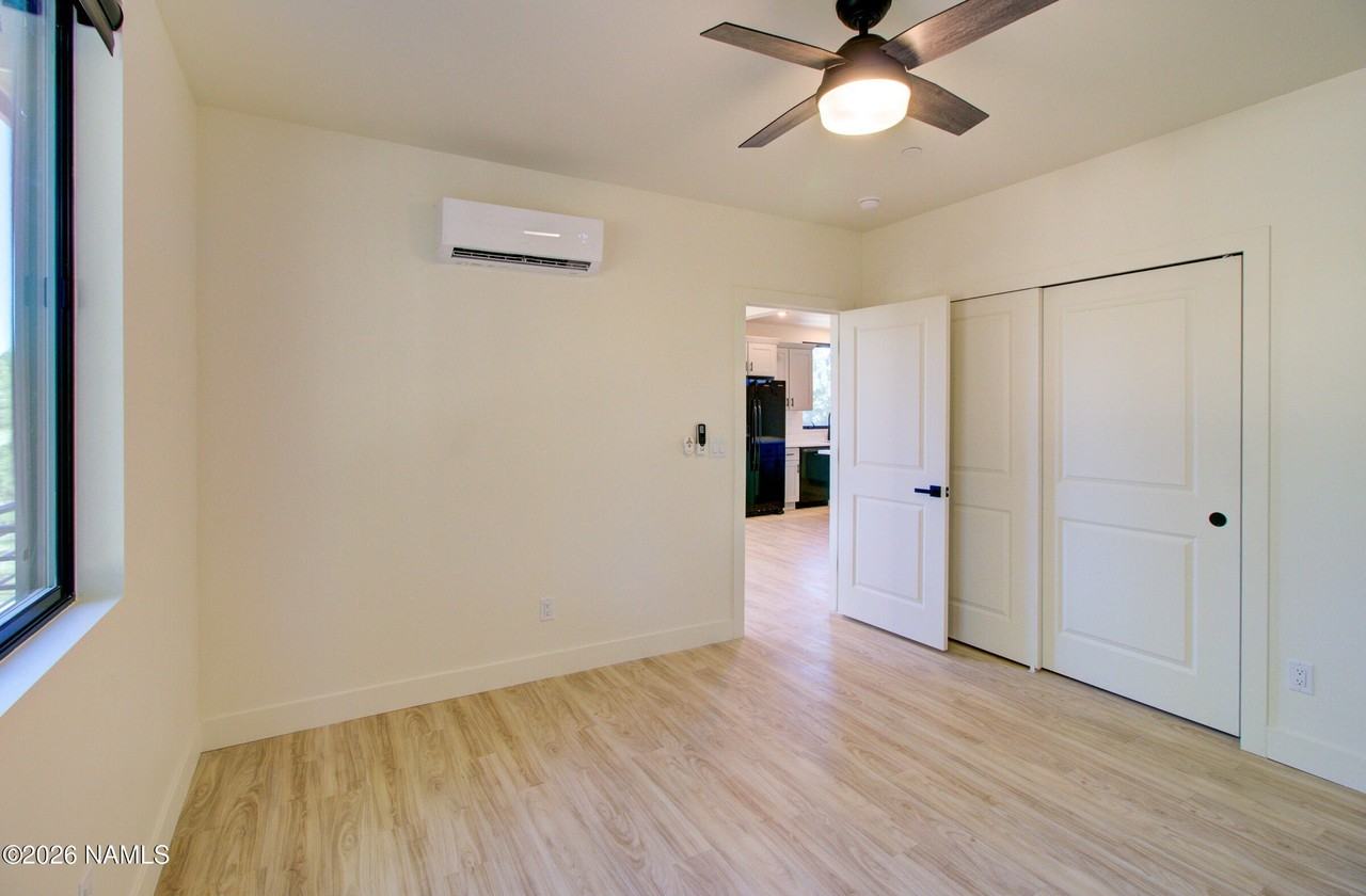 1206 E Jen Dr #101 - Photo 6 of 24