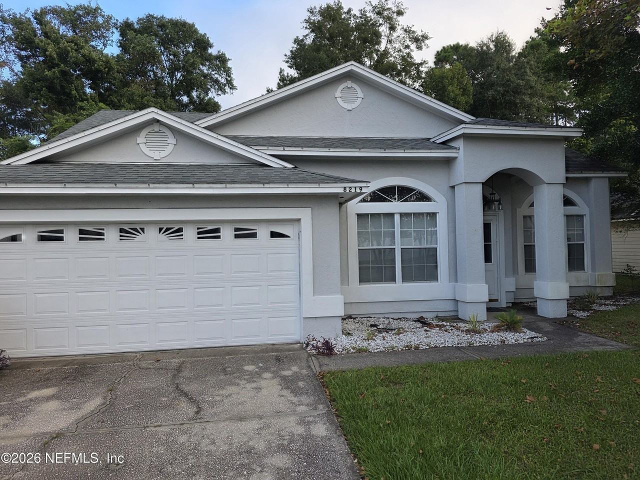 8219 Teaticket Dr - Photo 2 of 25