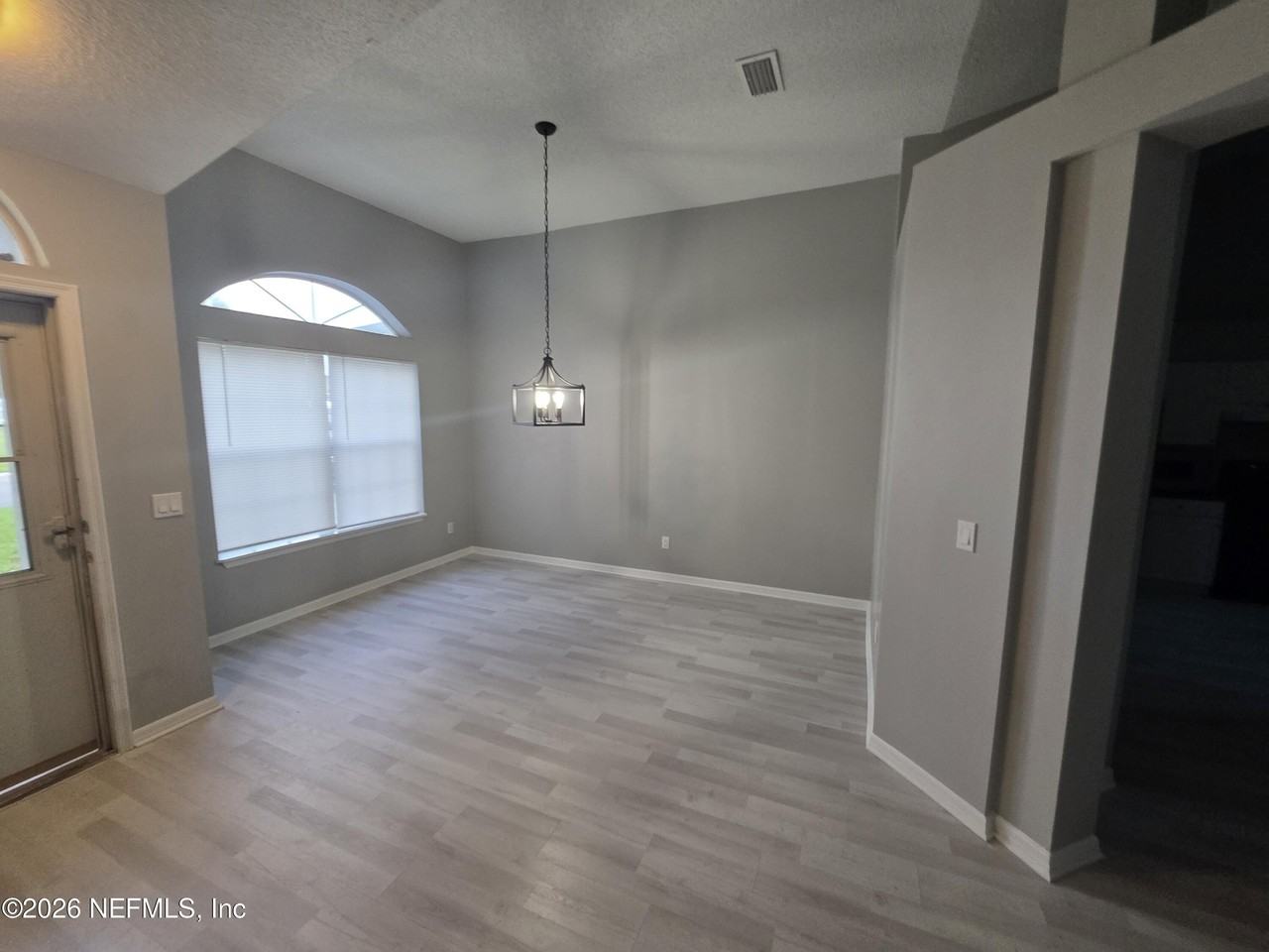 8219 Teaticket Dr - Photo 5 of 25