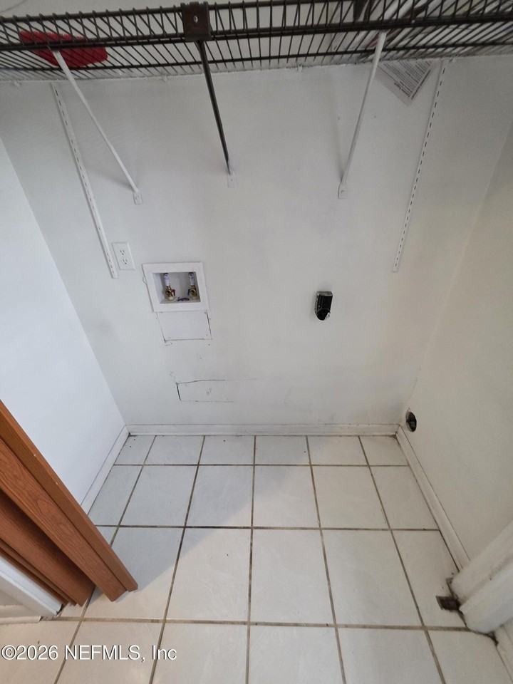 3694 Morton St - Photo 4 of 12