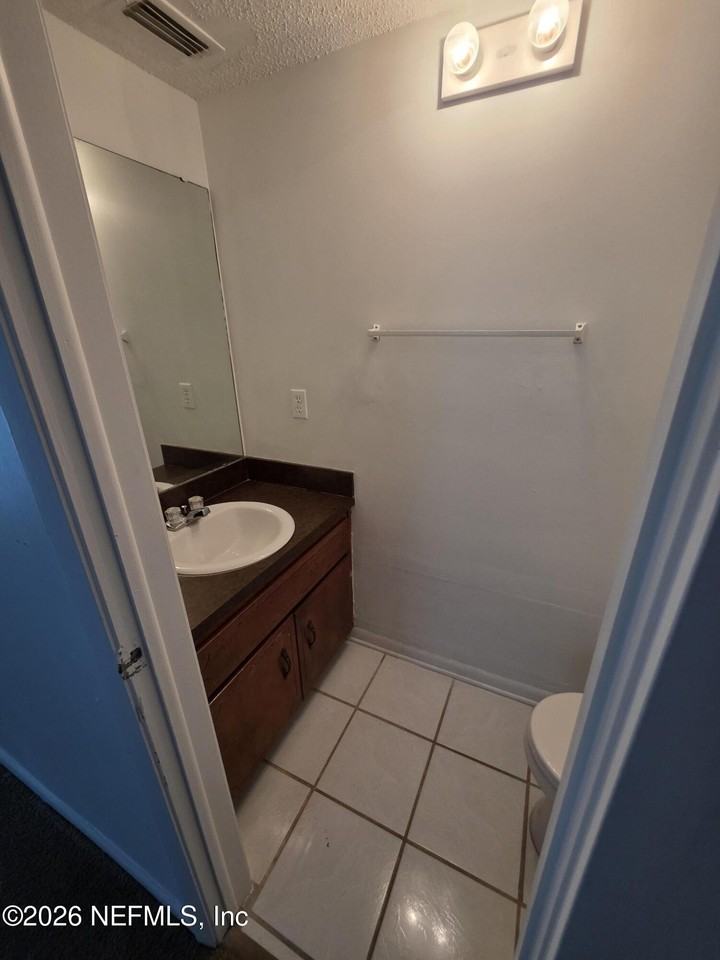 3694 Morton St - Photo 6 of 12