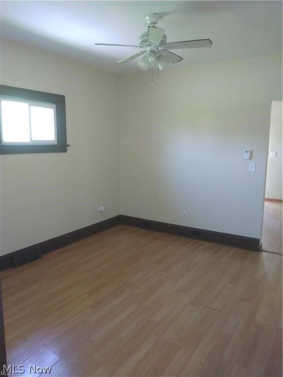 1935 Cherry Hill Ave - Photo 7 of 14