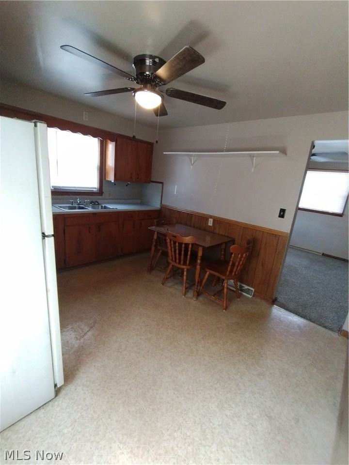 201 N Belle Vista Ave - Photo 6 of 18