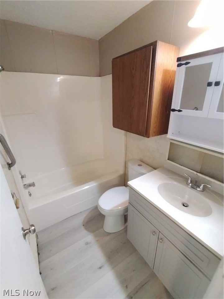 31 1/2 Elm St #C2 - Photo 4 of 6