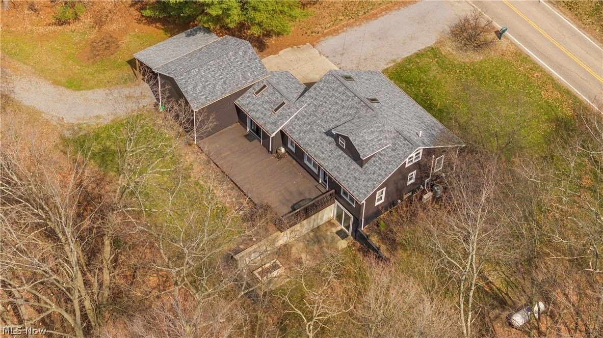 14078 Beaver Creek Rd - Photo 4 of 47