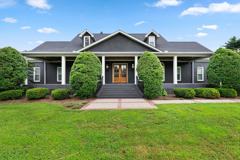 2245 Oakleaf Dr - Photo 1 of 1