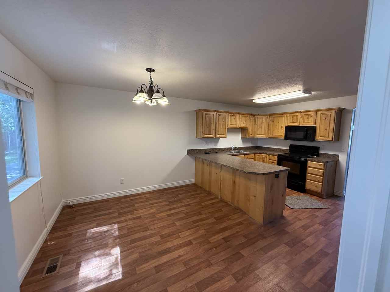 1720 East Main Street - 205Unit 205 #205 - Photo 5 of 11