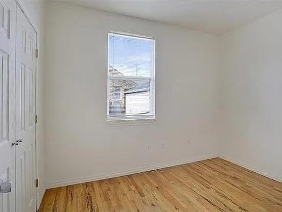 4221 Freret St - Photo 7 of 11