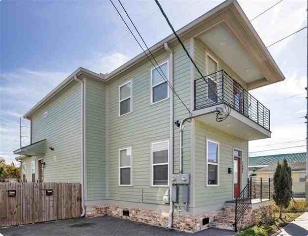 1807 New Orleans St - Photo 2 of 10
