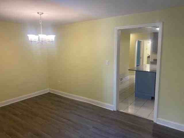 301 Locust Ave - Photo 6 of 13