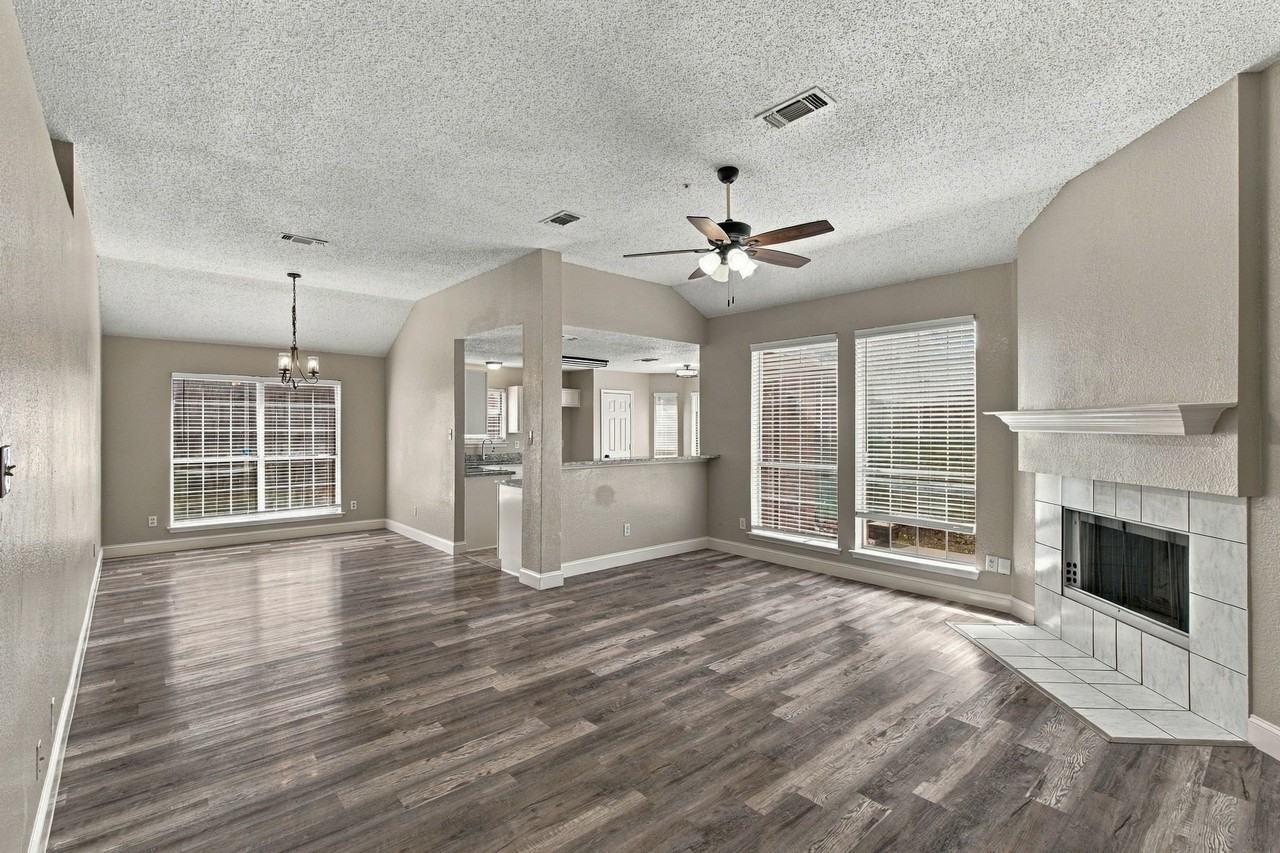 1107 Chancellorsville Pkwy - Photo 6 of 30