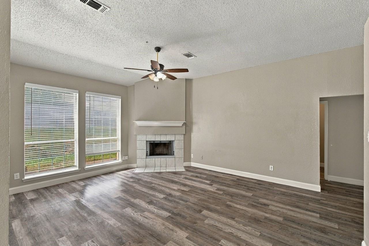 1107 Chancellorsville Pkwy - Photo 7 of 30