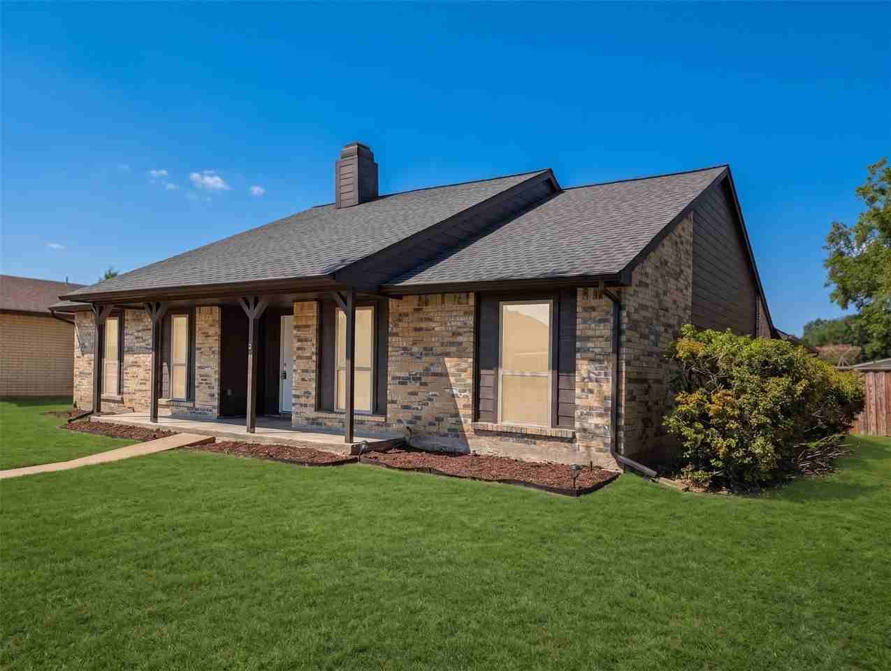 6109 Scenic Dr - Photo 3 of 11