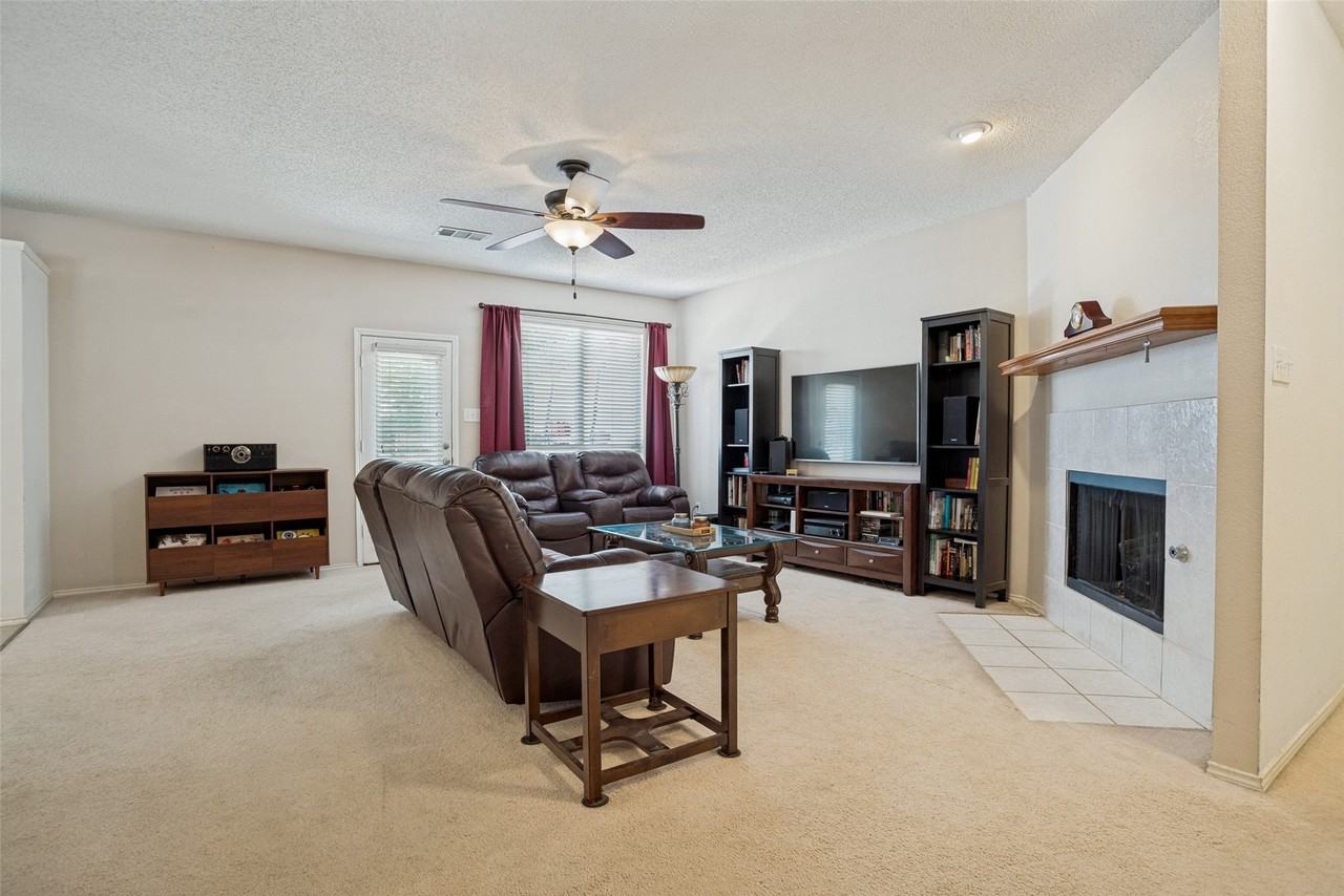 1411 Dearborn Rd - Photo 5 of 28