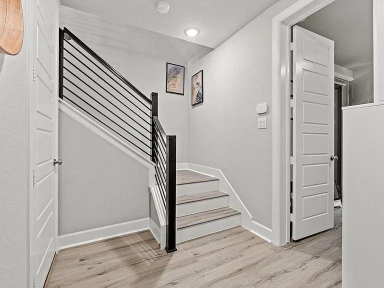 5304 Laurel Branch Dr - Photo 4 of 18