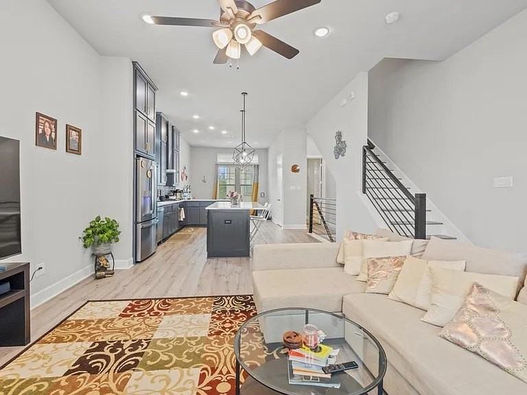 5304 Laurel Branch Dr - Photo 7 of 18