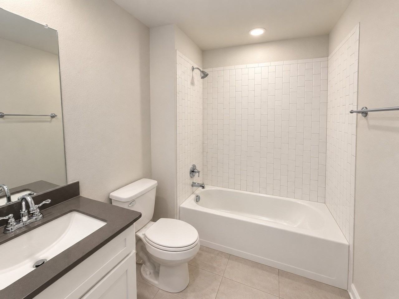 404 Amenduni Ln - Photo 6 of 24