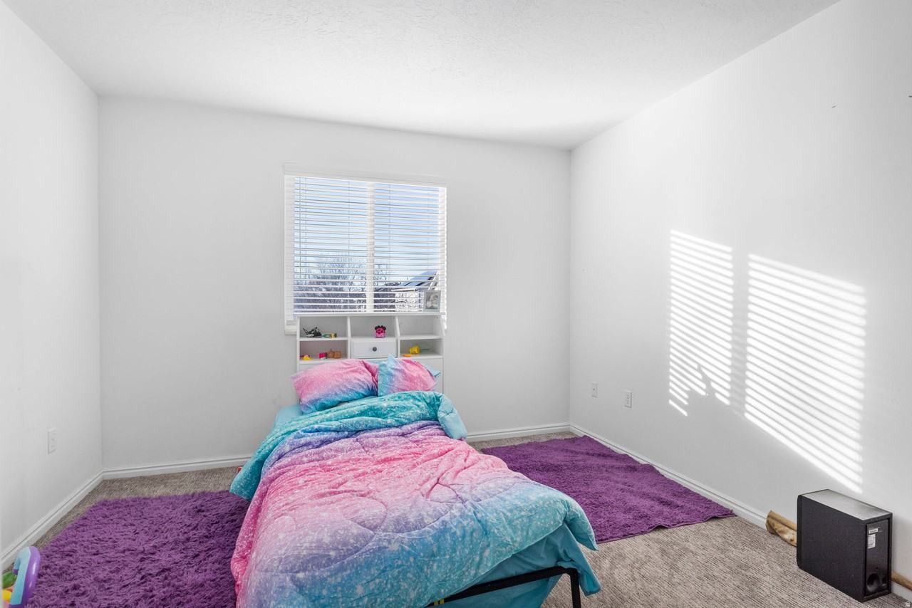 489 Wall Ave #489 - Photo 7 of 16