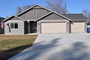 featured image of 709 E Barker St #NA