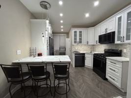 featured image of 552 Fairview Ave #2