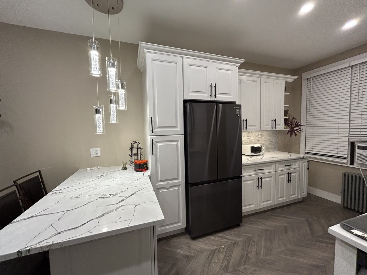 552 Fairview Ave #2 - Photo 2 of 8