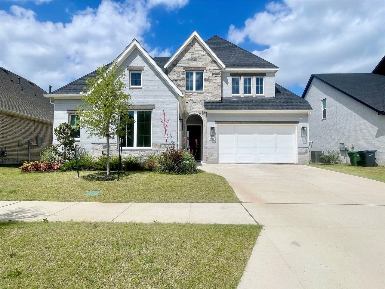 4460 Durst Ln - Photo 2 of 40