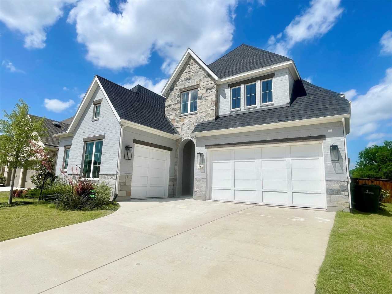 4460 Durst Ln - Photo 3 of 40