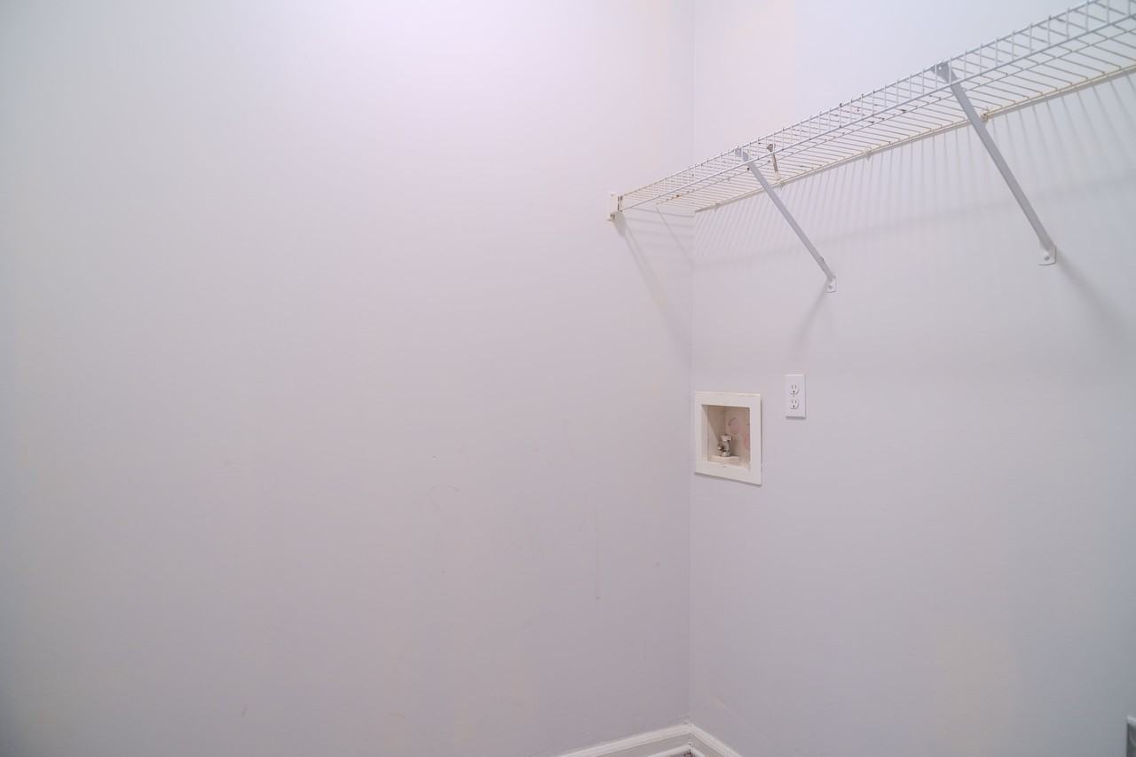 327 Sweetshrub Dr #NA - Photo 3 of 29