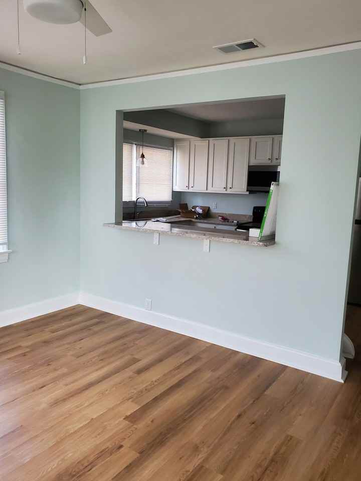 46 W 11th St #1 - Photo 4 of 27