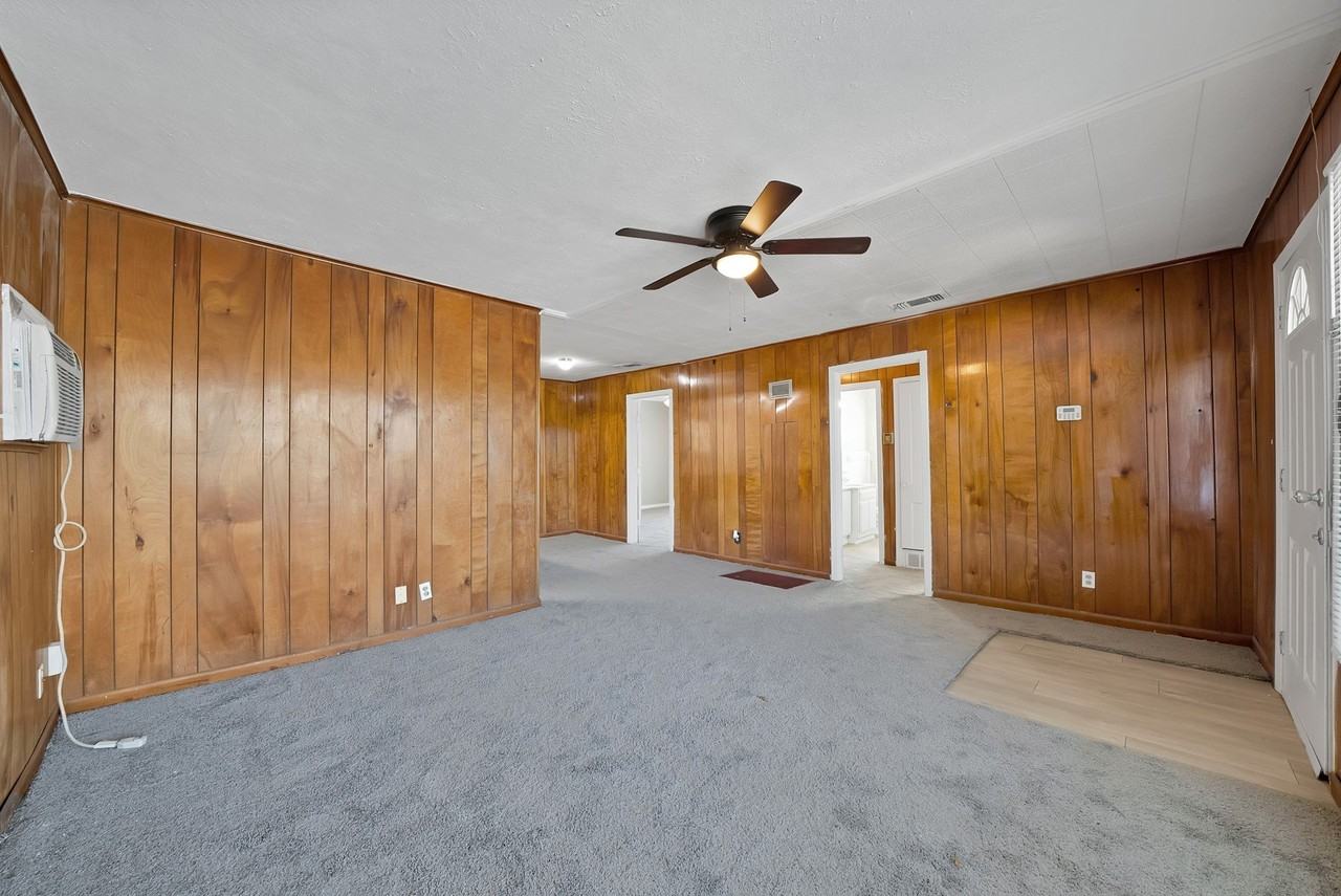 2309 8th Ave - Photo 6 of 30