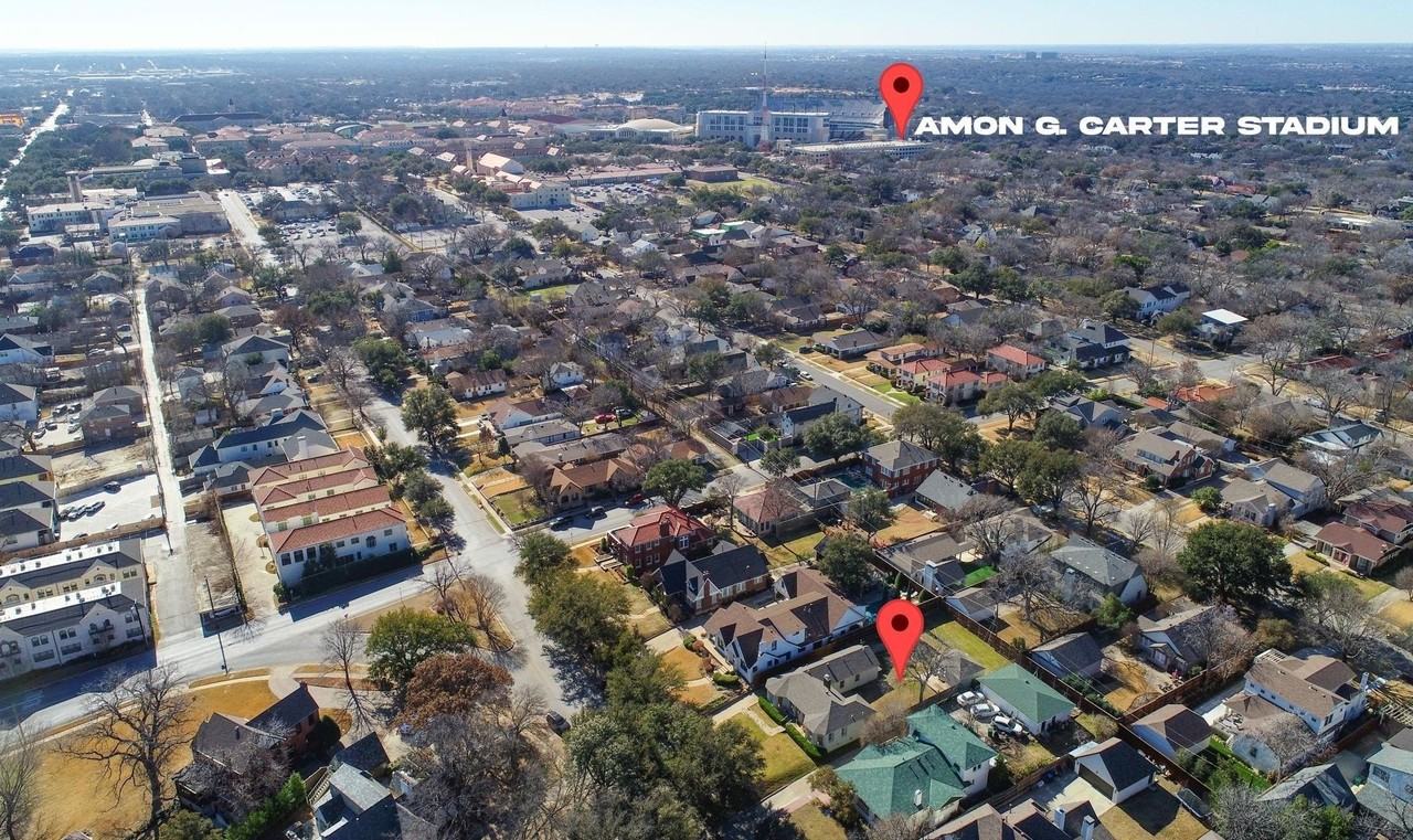 2420 Rogers Ave - Photo 5 of 36