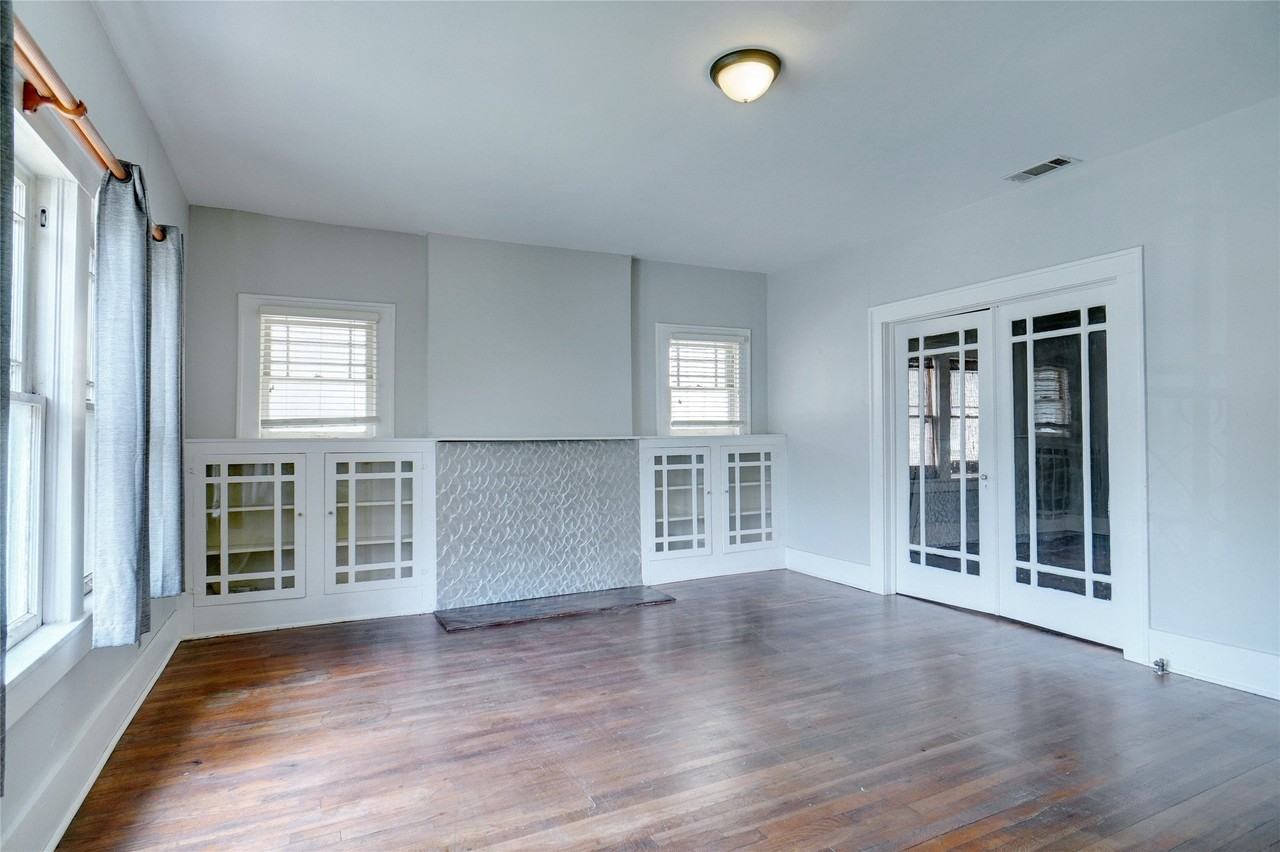 916 W Hickory St - Photo 4 of 16