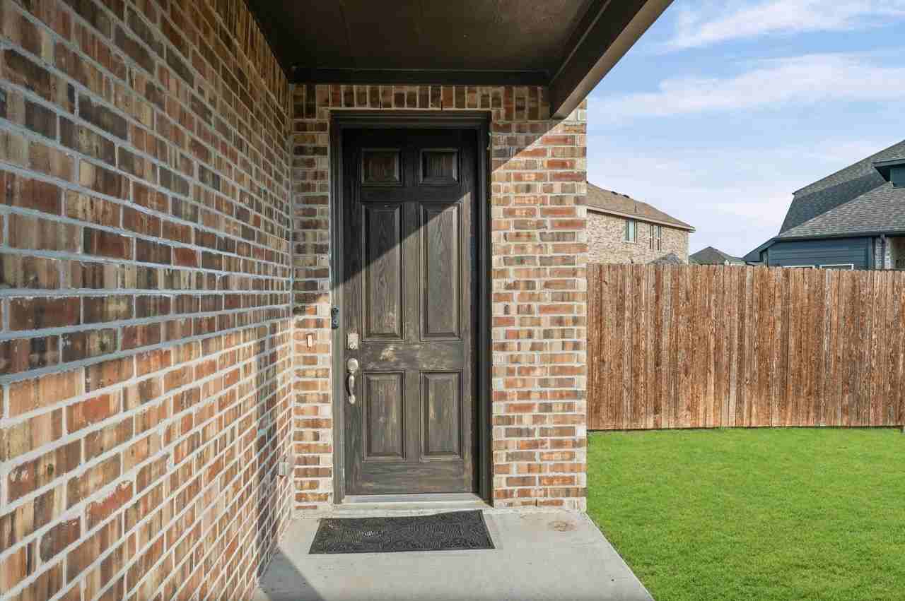 38 Mockingbird Ln - Photo 4 of 28