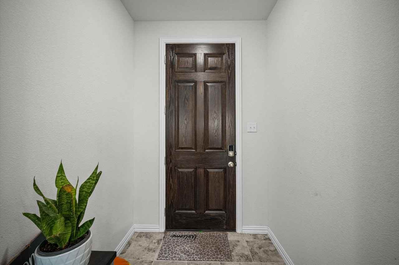 38 Mockingbird Ln - Photo 6 of 28