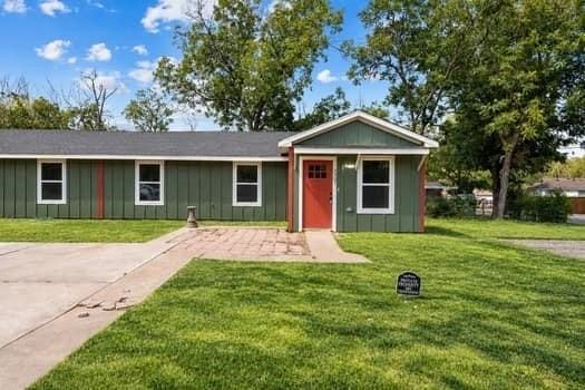 3903 Orlando Ct - Photo 2 of 20