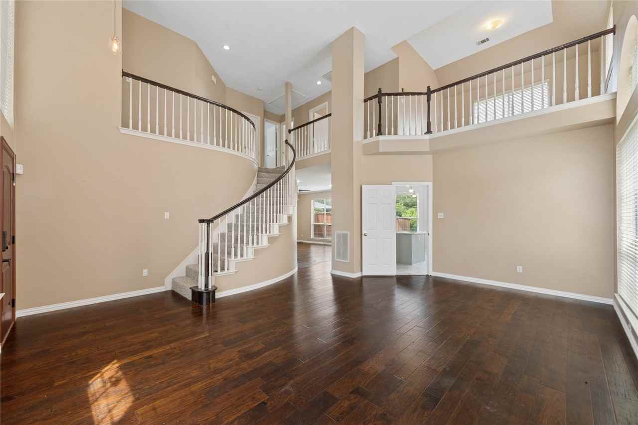937 Parker Dr - Photo 7 of 32