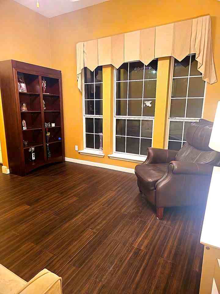 311 Kingfisher Ln - Photo 5 of 7
