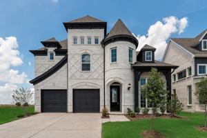 featured image of 804 Meadow Holly Dr