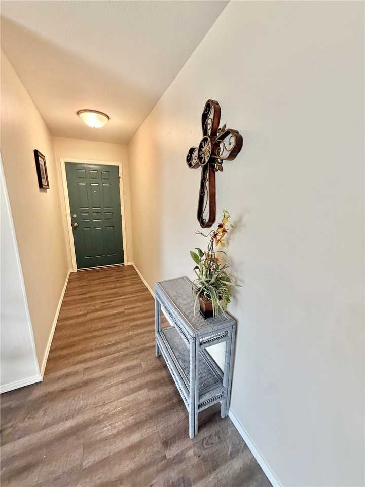 101 Diane Dr - Photo 4 of 14