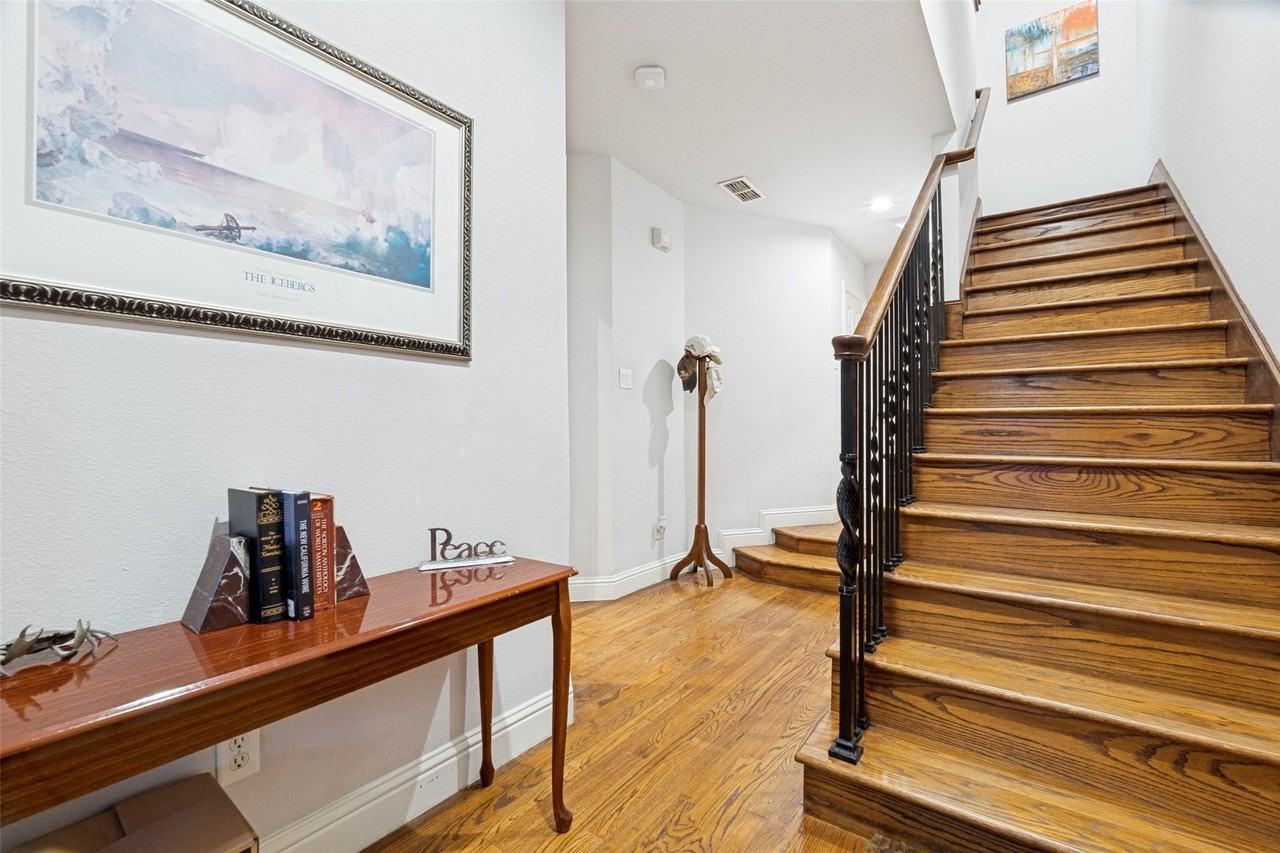 1442 Pecos St - Photo 5 of 28