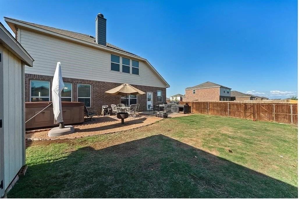1701 Twin Hills Way - Photo 6 of 13