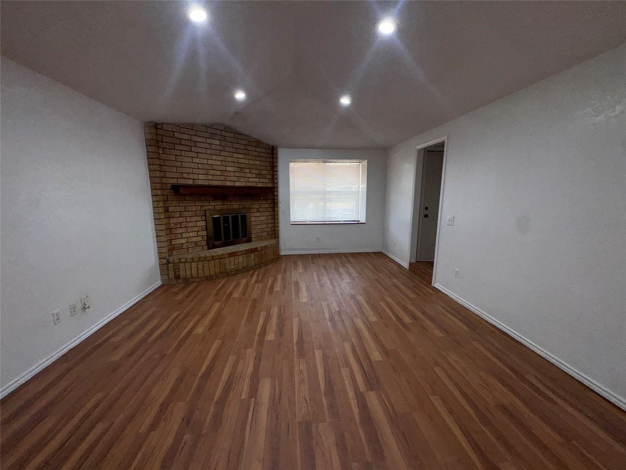 3648 Country Club Dr W - Photo 2 of 8
