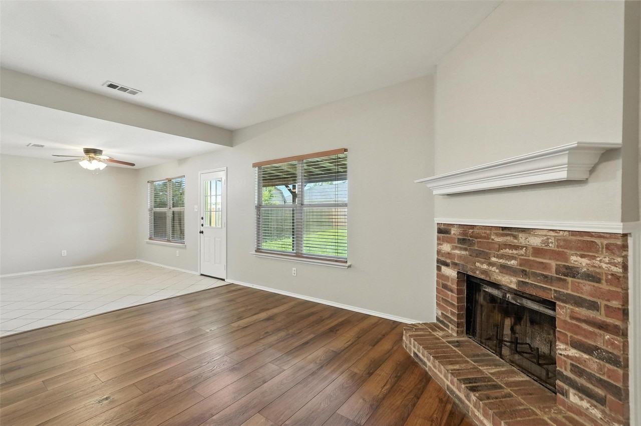 1516 Marti Dr - Photo 5 of 20