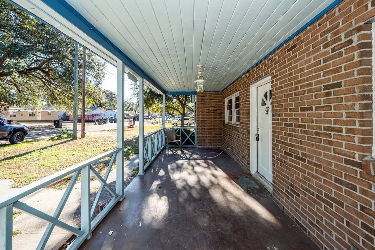 1520 N Avalon Cir - Photo 4 of 50