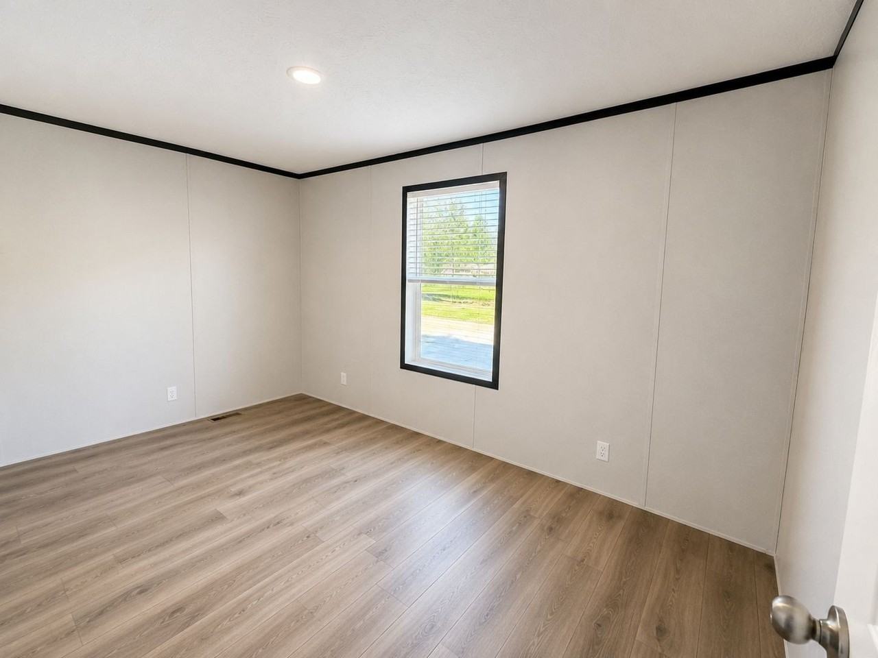 5422 Regay Ct #14 - Photo 4 of 7