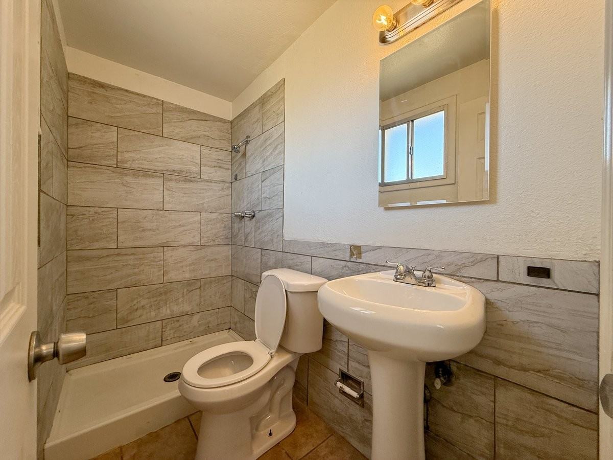 7202 W Glenrosa Ave - Photo 5 of 22